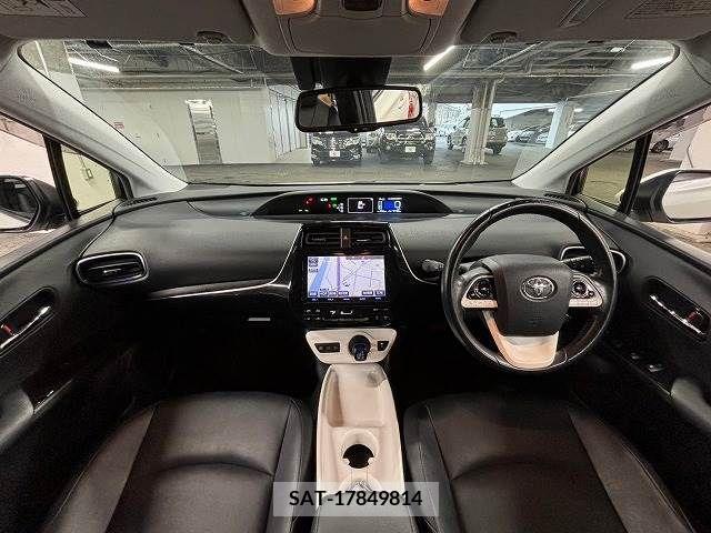 Toyota PRIUS 2017-06 282024-1