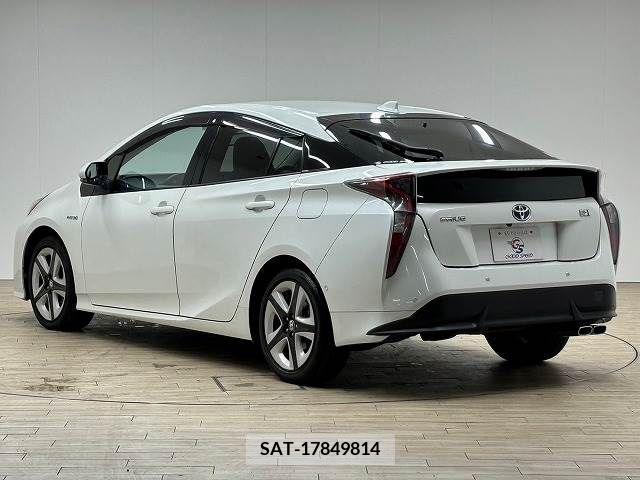 Toyota PRIUS 2017-06 282024-16