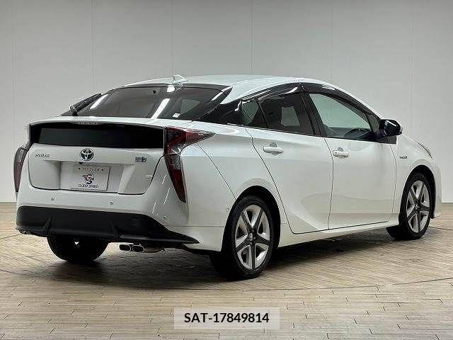 Toyota PRIUS 2017-06 282024-15