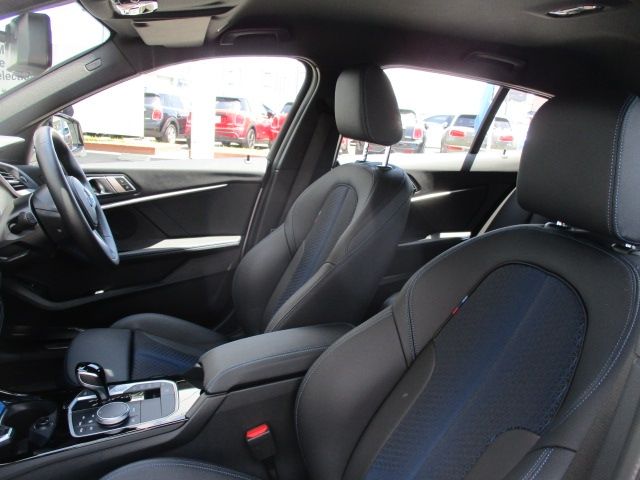 Bmw 1 SERIES 2022-08 2310-25