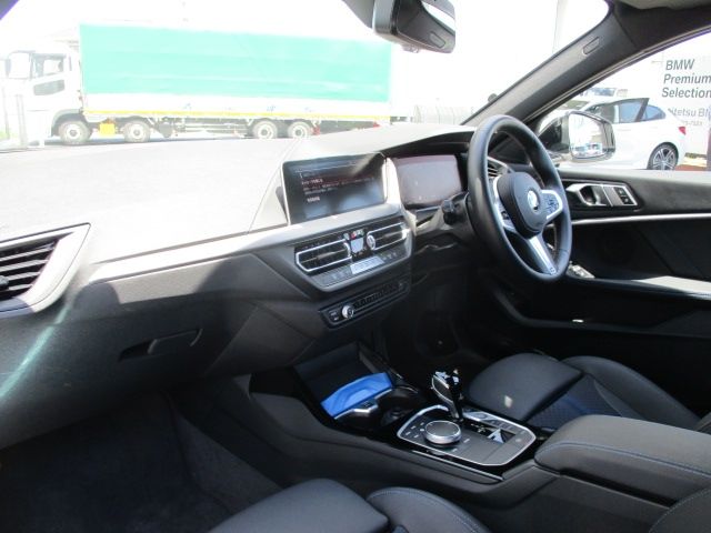Bmw 1 SERIES 2022-08 2310-1