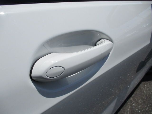 Bmw 1 SERIES 2022-08 2310-13