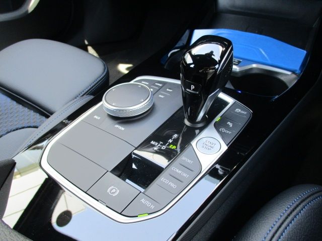 Bmw 1 SERIES 2022-08 2310-20