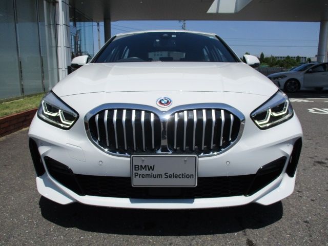 Bmw 1 SERIES 2022-08 2310-3