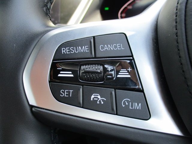 Bmw 1 SERIES 2022-08 2310-22
