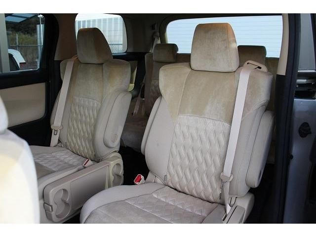 Toyota VELLFIRE 2018-06 186056-16