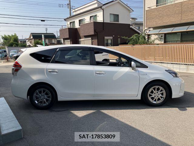 Toyota PRIUS ALPHA 2020-05 366738-23