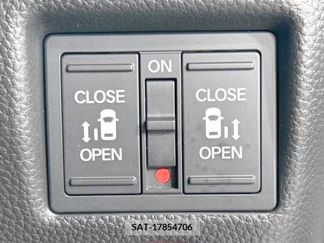 Honda N BOX CUSTOM 2019-10 230616-2