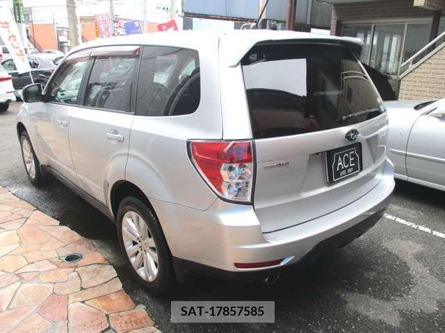 Subaru FORESTER 2011-01 270145-7