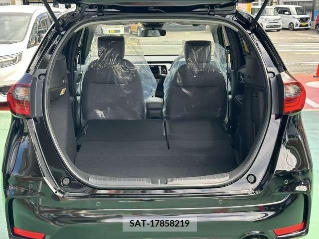 Honda FIT 2024-06 331423-11