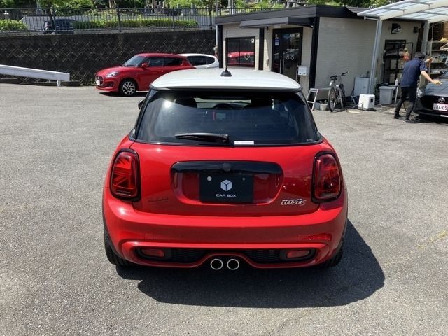 Bmw MINI 2021-05 12200-2