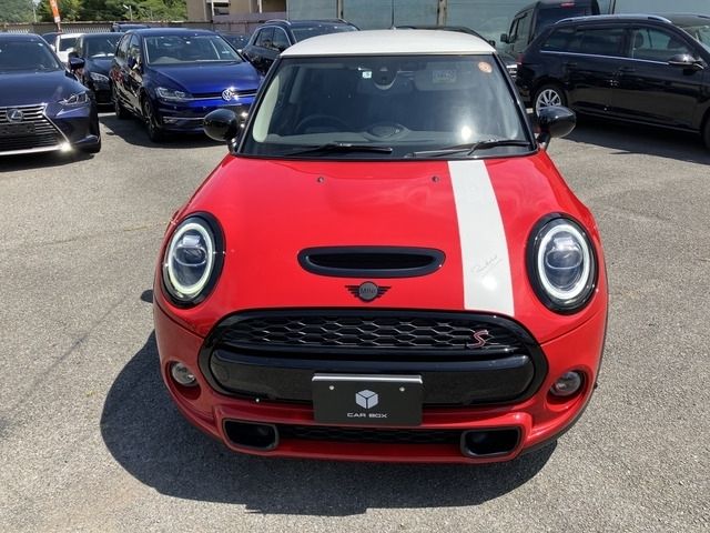 Bmw MINI 2021-05 12200-3