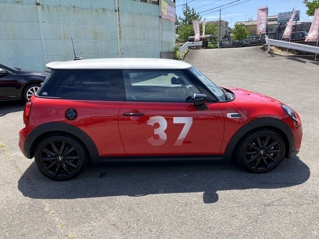 Bmw MINI 2021-05 12200-4