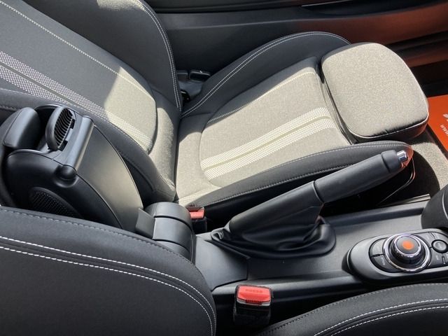 Bmw MINI 2021-05 12200-6