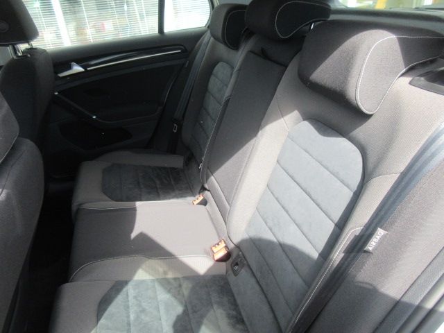 VolksWagen GOLF 2013-12 12992-5