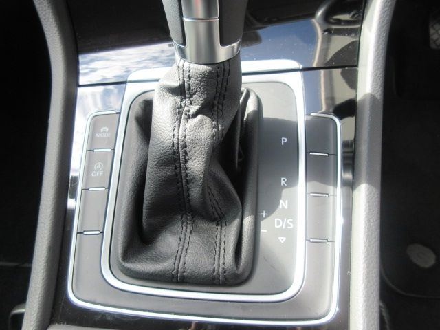 VolksWagen GOLF 2013-12 12992-16