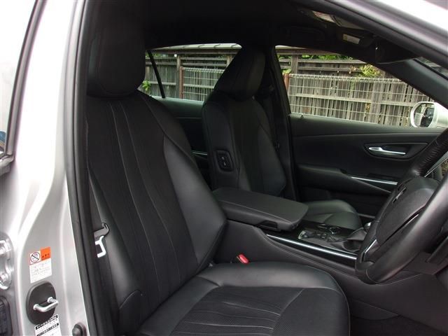 Toyota CROWN SEDAN 2020-01 2740-25