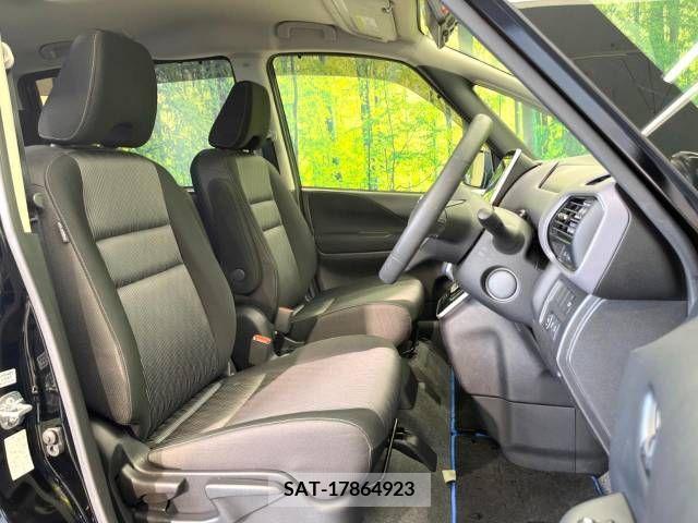 Nissan SERENA 2021-06 208403-8