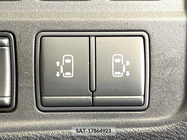 Nissan SERENA 2021-06 208403-6