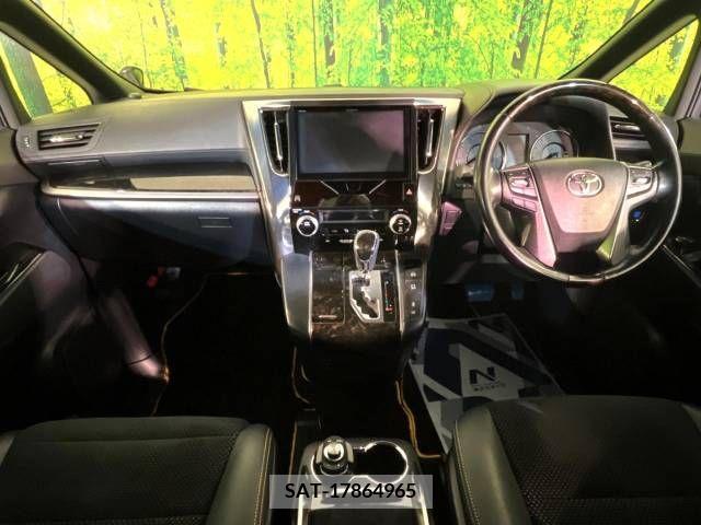 Toyota VELLFIRE 2017-02 380039-1
