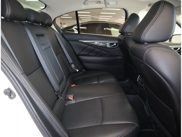 Nissan SKYLINE 2014-10 193167-22