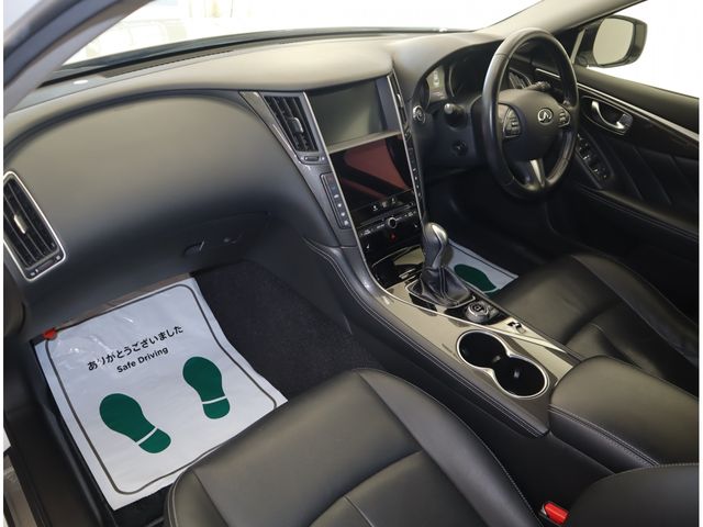 Nissan SKYLINE 2014-10 193167-24