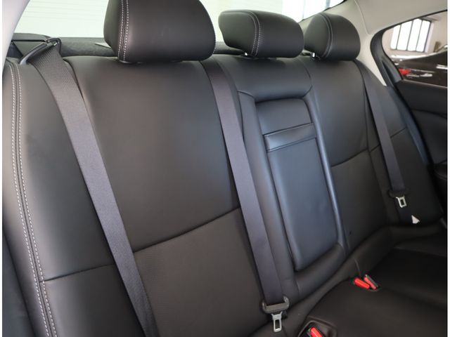Nissan SKYLINE 2014-10 193167-23