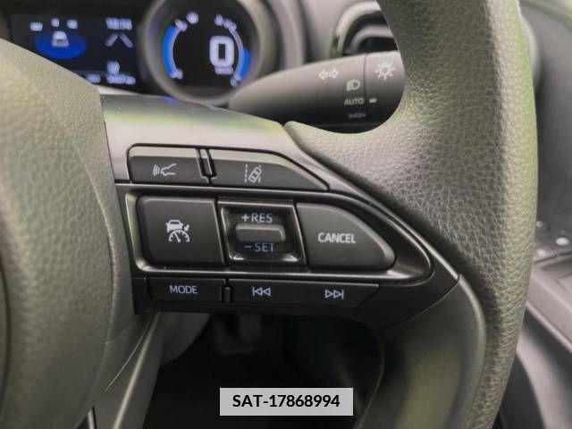 Toyota YARIS 2023-06 371450-4