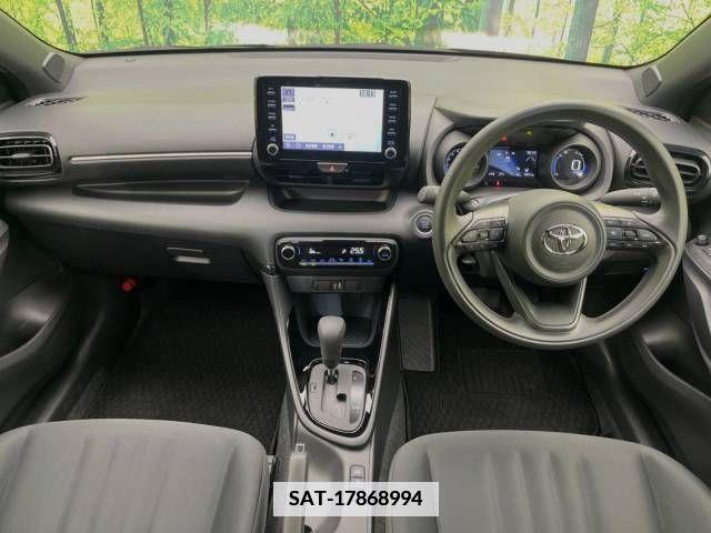 Toyota YARIS 2023-06 371450-1