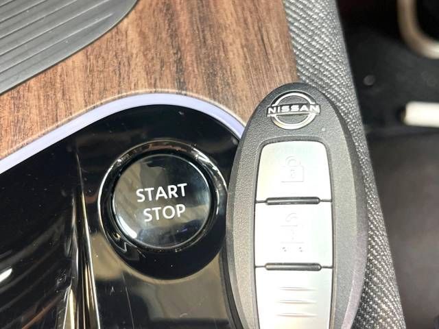 Nissan AURA 2023-06 187266-6