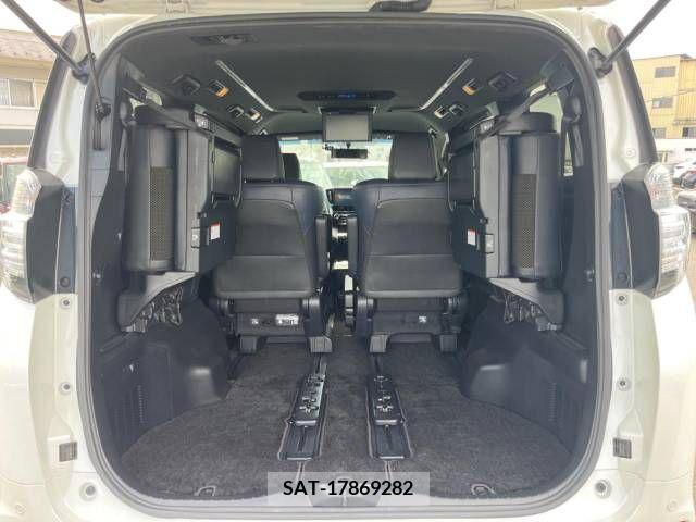 Toyota VELLFIRE 2017-04 344565-11