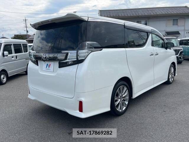 Toyota VELLFIRE 2017-04 344565-18