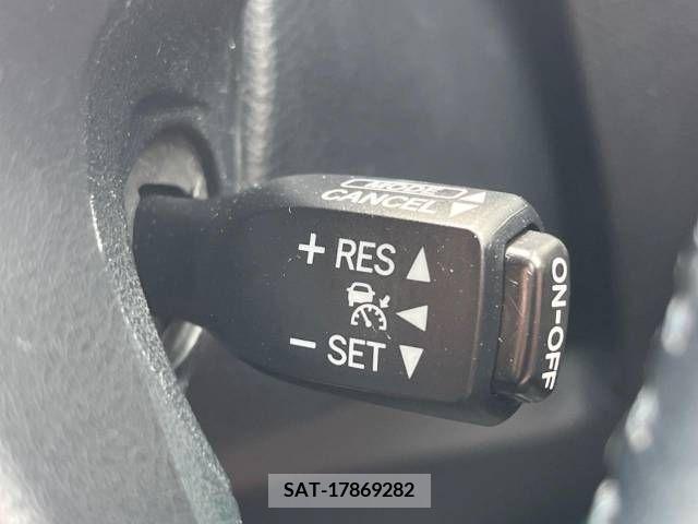 Toyota VELLFIRE 2017-04 344565-7