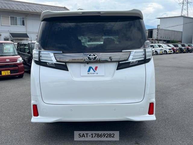 Toyota VELLFIRE 2017-04 344565-16