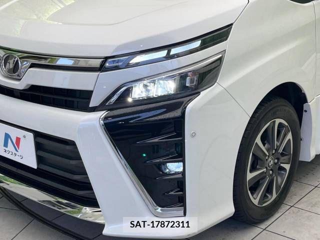 Toyota VOXY 2017-07 288918-13