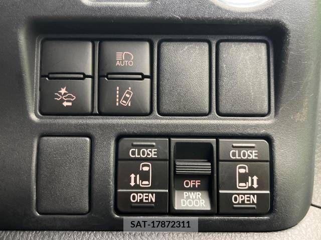 Toyota VOXY 2017-07 288918-4