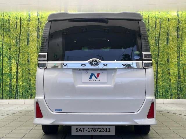 Toyota VOXY 2017-07 288918-15