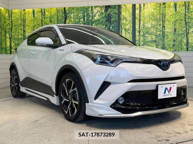 Toyota C-HR 2017-10 208770-16
