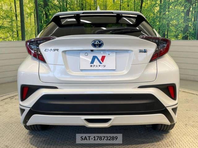 Toyota C-HR 2017-10 208770-15