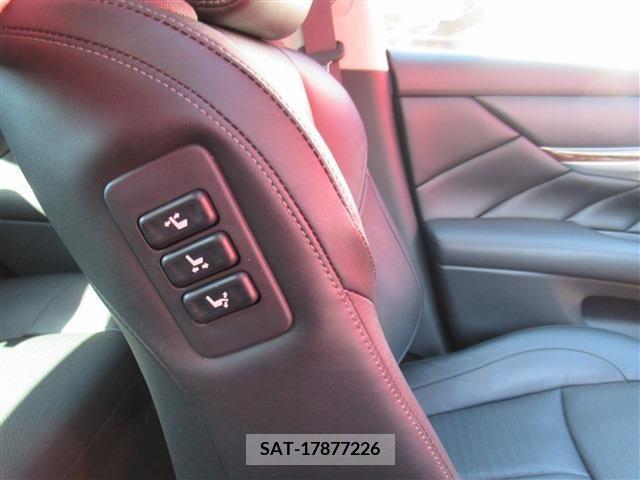 Nissan FUGA 2019-06 334224-23