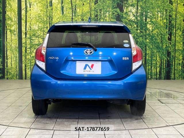 Toyota AQUA 2015-08 253285-13