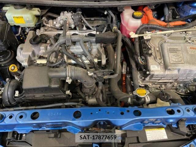Toyota AQUA 2015-08 253285-16