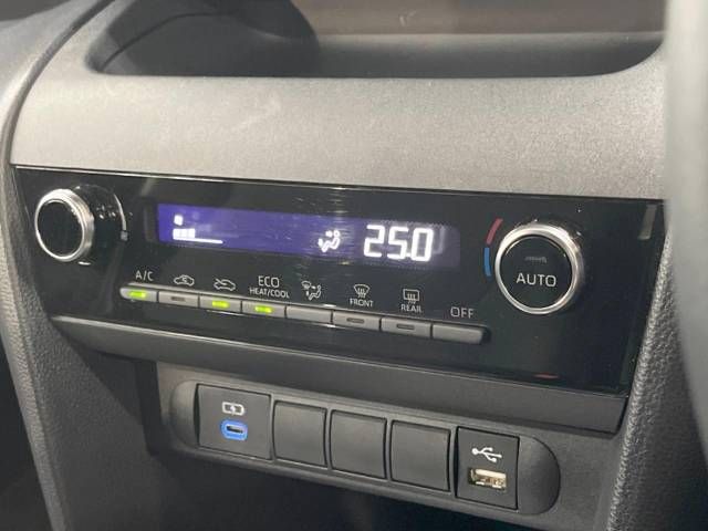Toyota YARIS CROSS 2023-06 10942-5