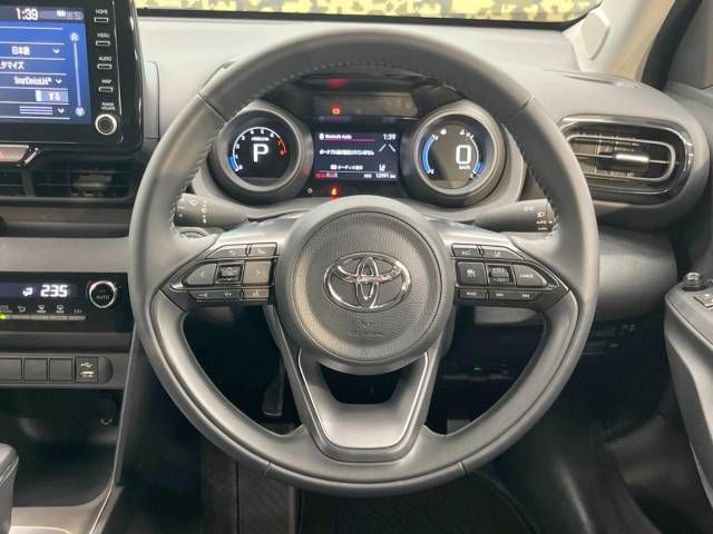 Toyota YARIS CROSS 2023-06 10942-11