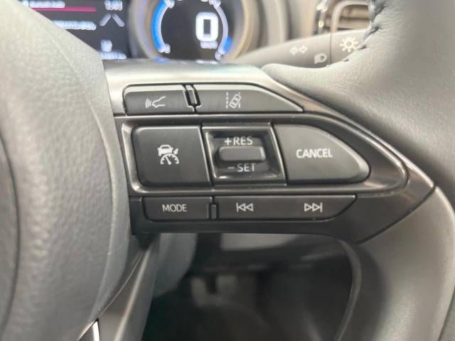 Toyota YARIS CROSS 2023-06 10942-4