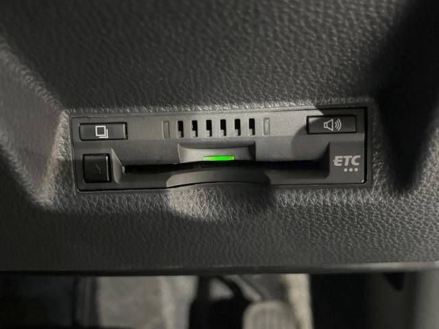 Toyota YARIS CROSS 2023-06 10942-6