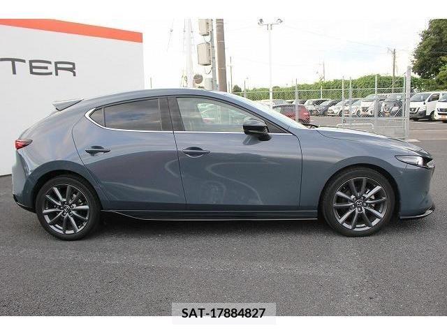 Mazda MAZDA3 2019-11 342986-7