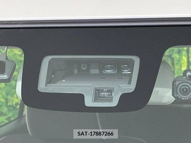 Suzuki X BEE 2018-04 377854-4