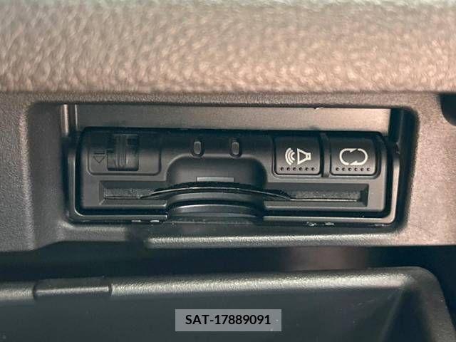Nissan SERENA 2012-03 218137-7