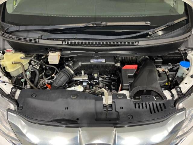 Honda e 2015-05 180980-18